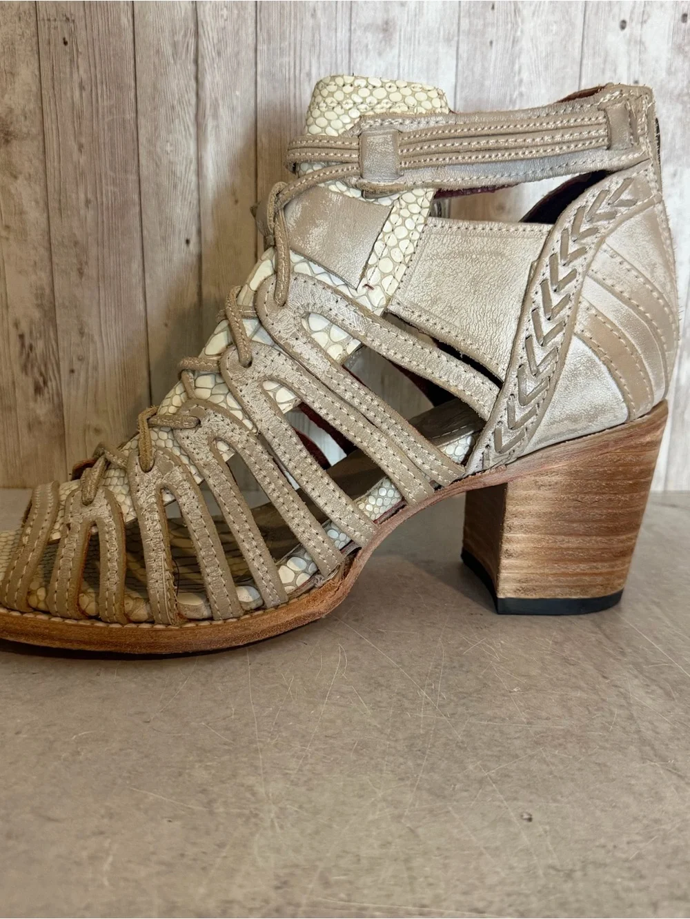 Freebird by Steven Wazee Heeled Leather Sandals Beige Taupe 9